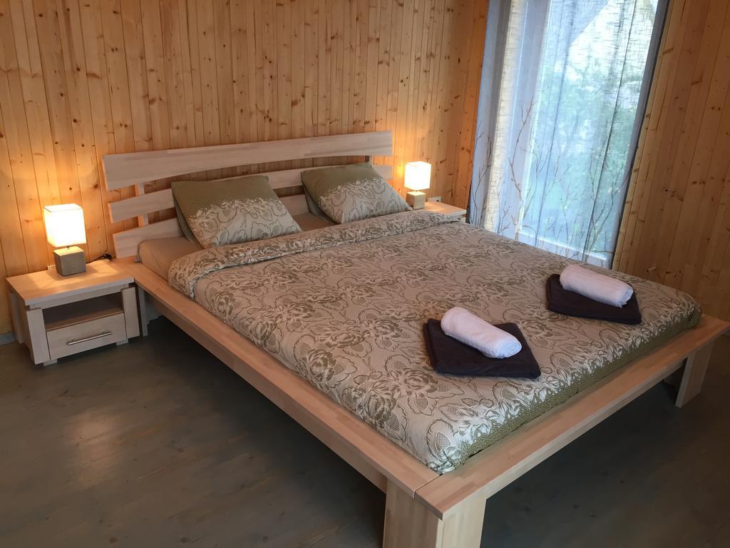 Cetri Veji Hotel Jurkalne Szoba fotó